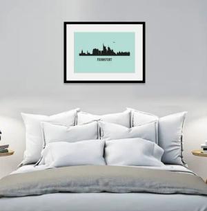 queence Bild "Frankfurt Skyline", Städte-Stadt-Deutschland-Kirche-Gebäude-Schriftzug-Frankfurt am Main, (1 St.), HD Premium Poster-Druck inkl. Holzrahmen