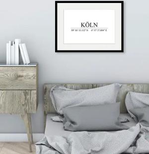 queence Bild "KÖLN", Städte-Schriftzug-Deutschland-Stadt-Köln-Schwarz-Weiß, (1 St.), HD Premium Poster-Druck inkl. Holzrahmen