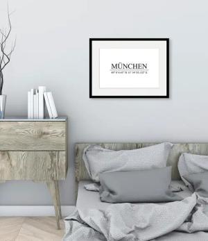 queence Bild "MÜNCHEN", Städte-Stadt-Deutschland-Schwarz-Weiß-Gebäude-München, (1 St.), HD Premium Poster-Druck inkl. Holzrahmen
