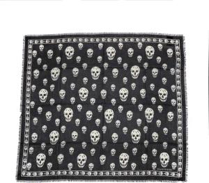 Alexander McQueen Tücher & Schals - Skull Silk Scarf - Gr. unisize - in Schwarz - für Damen
