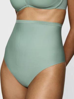 Triumph Shapingslip "Shape Smart Highwaist String", glättend, leicht formend, hochgeschnitten