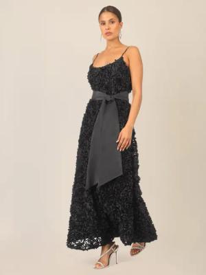 Apart Cocktailkleid mit allover 3D-Rosenstruktur