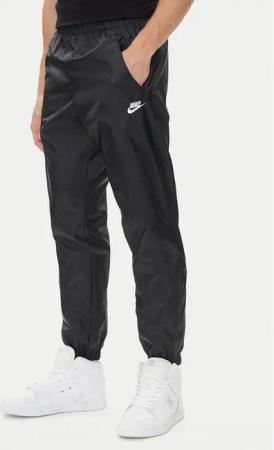 Nike Jogginghose Windrunner DX0653 Schwarz Standard Fit