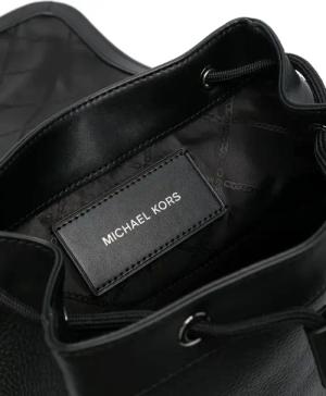 Michael Kors Rucksäcke - Textured Leather Backpack With Metallic Buckle Clo - Gr. unisize - in Schwarz - für Damen