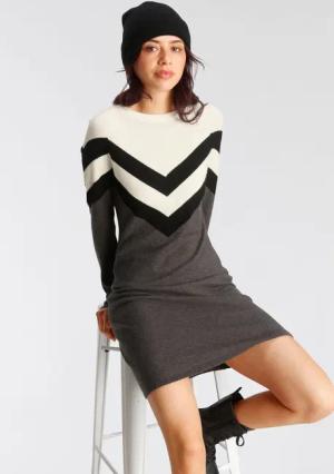 Tamaris Strickkleid legerer Look, aus Viskosemischung,