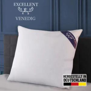 Excellent 3-Kammer-Kopfkissen "Kopfkissen "Venedig" Kissen mit Feder und Daunen Füllung. Kuschelig weiches Kopfkissen.", Füllung: 100% Daunen (Außenkammer), Bezug: 100% Baumwolle, hergestellt in Deutschland, allergikerfreundlich