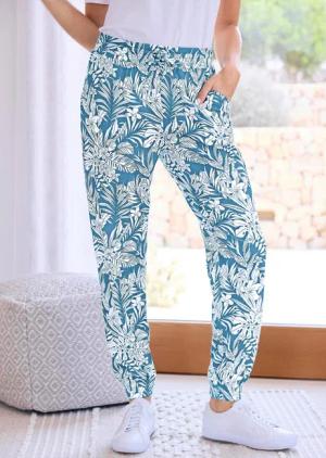 Bequeme Freizeithose mit Schlupfbund und Taschen - türkis / weiß / gemustert - Gr. 20 von Goldner Fashion