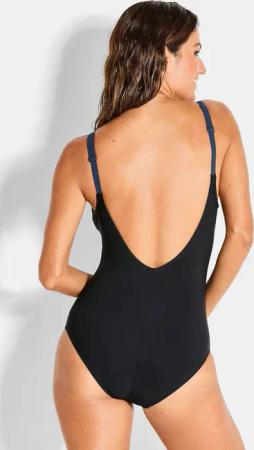 Badeanzug mit femininem Ausschnitt - schwarz - Gr. 40C von Goldner Fashion