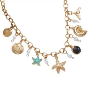 BUNGSA Choker goldfarben mit Beach-Anhängern aus