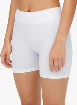 ONLY Radlerhose "ONLVICKY – Nahtlose Shorts mit elastischem Bund für optimalen Sitz", sehr figurbetont, Jersey, Kunstfaser, Stretch, unifarben
