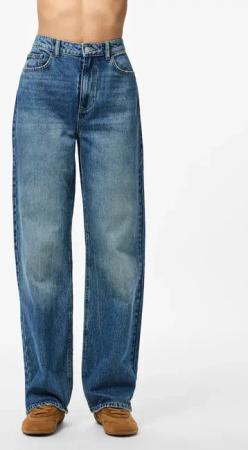 pieces High-waist-Jeans "PCKATE HW STRAIGHT JEANS MB NOOS BC"