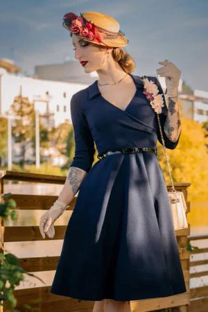 Elena Swing Kleid in Marineblau