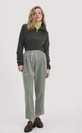 hessnatur Damen Cordhose Relaxed aus Bio-Baumwolle - grün - Größe 40
