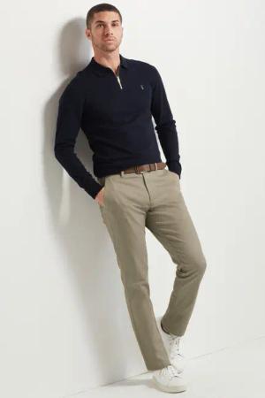 Next Chinohose Weiche Straight Fit Chinohose