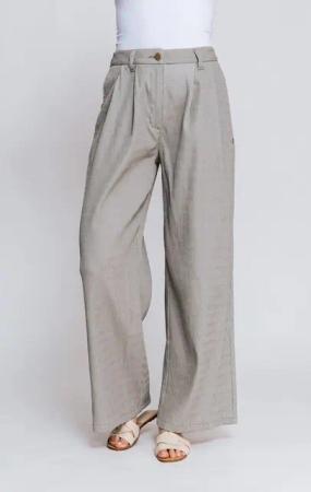 Zhrill Bügelfaltenhose mit dezenter Struktur