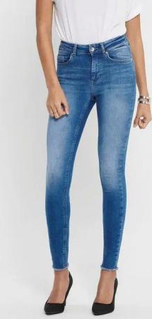 ONLY Ankle-Jeans ONLBLUSH LIFE mit offenen Säumen