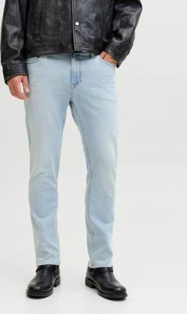 Jack & Jones Regular-fit-Jeans JJICLARK im Used-Look, Stretchkomfort und niedrige Leibhöhe Baumwollmischung, regular fit