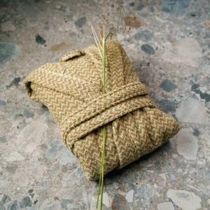 Kayori Kakeyu Bademantel