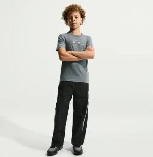 Kinder T-Shirt aus weicher Baumwolle Nike