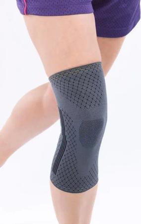 Kniebandage Maximex Kaffee Kniebandage mit Kühl-Haptik S/M, geruchsabsorbierend