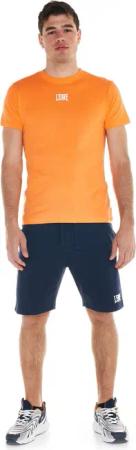 Komplettes Herrenset bestehend aus Leone Basic T-Shirt und Shorts