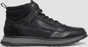 Legere Stiefel im Materialmix