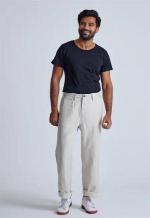 Leinen Chino Relaxed Fit Modell: Bird
