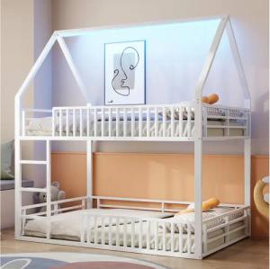 Merax Etagenbett mit LED-Beleuchtung (Hochbett Kinderhaus Hausbett, 1-St), Metallbett Kinderbett 140x200cm mit Zaungeländer Spielbereich Dach