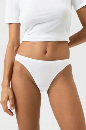 Mey Slip Damen Serie Superfine Organic Uni (1-St., 1) Hintere Leibhöhe, ausreichende Gesäßweite, hoher Beinausschnitt