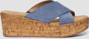 Modische Lederpantoletten mit Keilabsatz