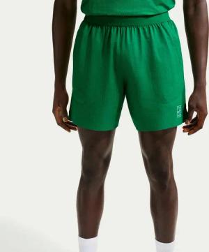 Nike Court Dri-Fit Advantage 6in Shorts Herren-grün in grün, Größe: L