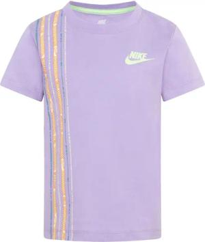 Nike - "Happy Camper" T-Shirt für Mädchen (Violett)