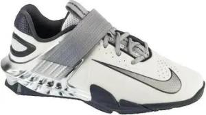 Nike  Sneaker Chaussures de sport  Savaleos SE avec talon 15 mm