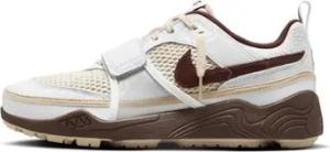 Nike  Sneaker Zoom Field Jaxx Travis Scott Light Chocolate