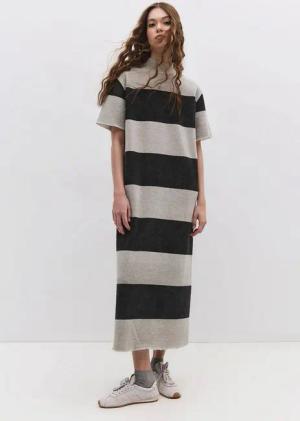 No Matter What Minikleid Gestreiftes Maksikleid mit geschlossenem Halsausschnitt und Schlitz