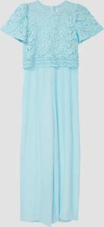 Overall mit Spitze und Plissee