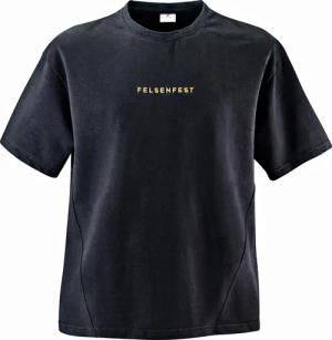 Oversized Boulder-Shirt Volumes