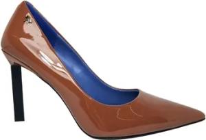 Pregunta  Pumps 2325008_004_teak