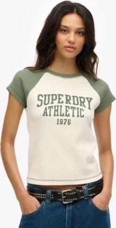 Raglanärmel-T-Shirt Ath Ess Cap von SUPERDRY