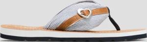 Sandalen mit Herzschnalle