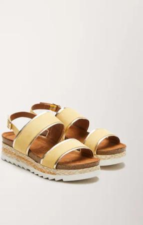 Sandalen mit Plateausohle