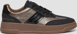 Schnürer mit Kontrast-Details