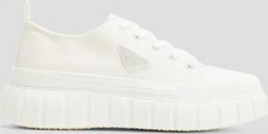 Sneaker mit Plateau-Sohle