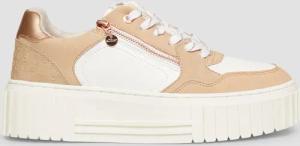 Sneaker mit Plateau-Sohle