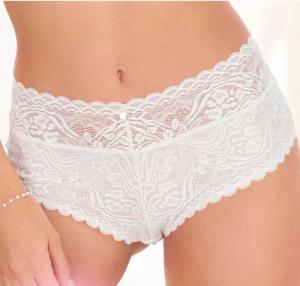s.Oliver Stringpanty Danielle aus dezent transparenter Spitze in blumiger Optik