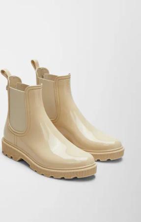 Stiefel in Lackleder-Optik