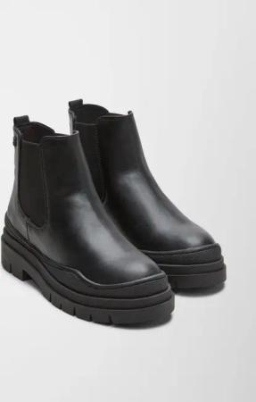 Stiefel in Leder-Optik