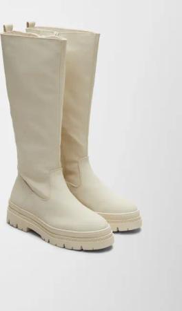 Stiefel in Leder-Optik