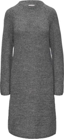 Strickkleid mit Raglanärmeln