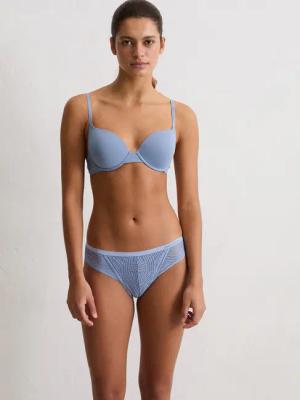 String Timeless Lace